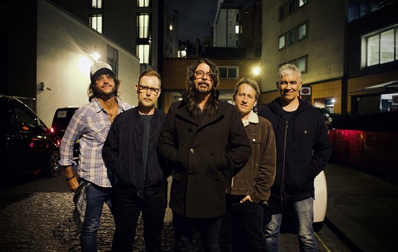 foo fighters august 2022 danny clinch